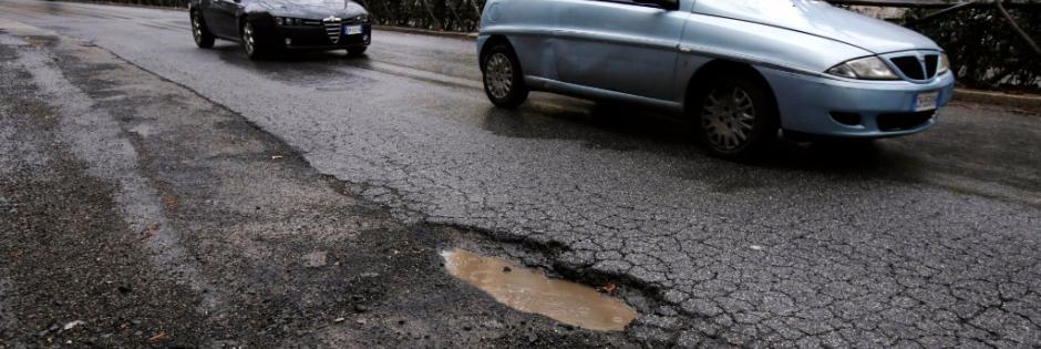 potholes-street-rome-il-foglio