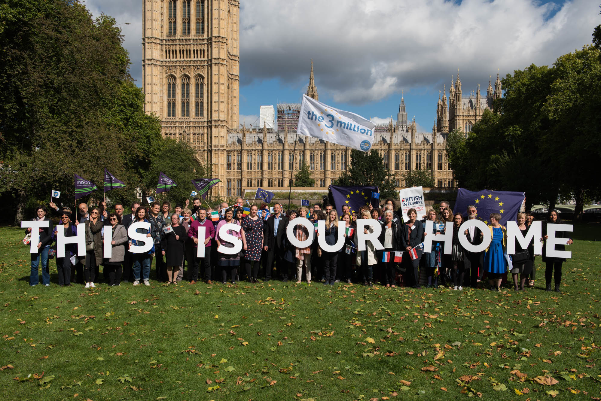 Victoria Tower Gardens, LONDON
EU citizens living and working in the UK hold up 4ft (1.2 metre) high letters spelling out ’This Is Our Home.’

Part of a mass lobby today of the government to protect the rights of these citizens post-Brexit

The lobby has been organised by UNISON, the3million and British in Europe.

Notes for editors: 
– The3million is a campaign group working to preserve the rights of EU citizens in the UK.
– UNISON is one of the UK’s largest unions representing 1.3 million people working in public services.
– British in Europe is the largest coalition group of British citizens living and working in Europe.