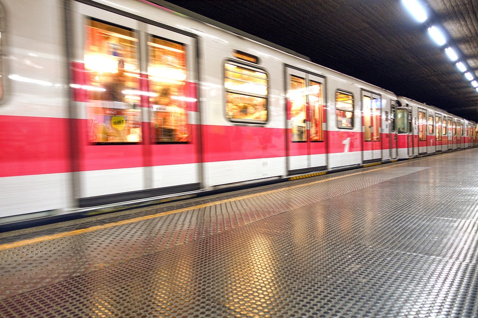 Milan tube