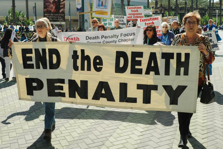 In the picture: Demonstrators march to protest the death penalty during a rally organized by Catholics Against the Death Penalty-Southern California in Anaheim Feb. 25, 2017. Credits: CNS photo/Andrew Cullen.