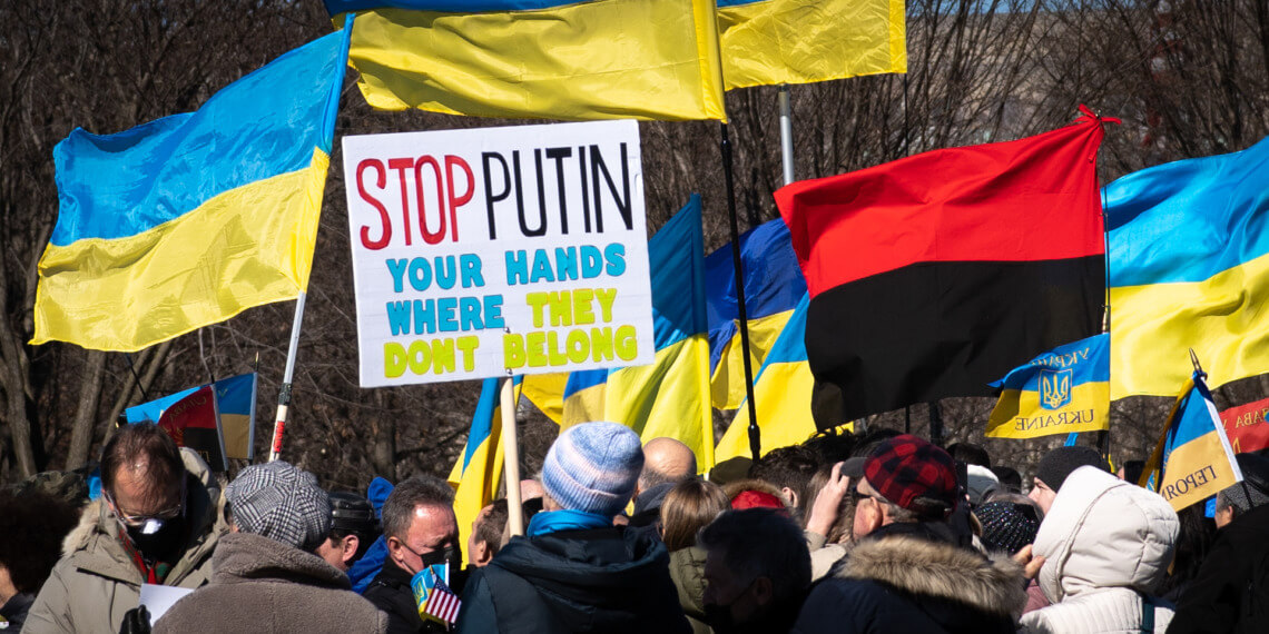 Stand with Ukraine rally at the Lincoln Memorial (and the Vigil to Commemorate the Heavenly Hundred/Nebesna Sotnia - the Fallen Heroes of the 2013-14 Revolution of Dignity)