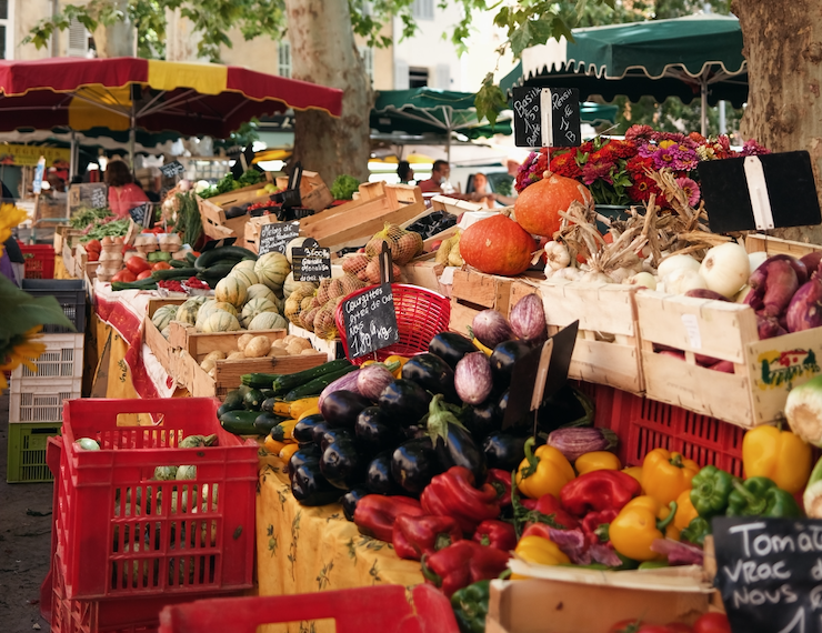 farmers' market