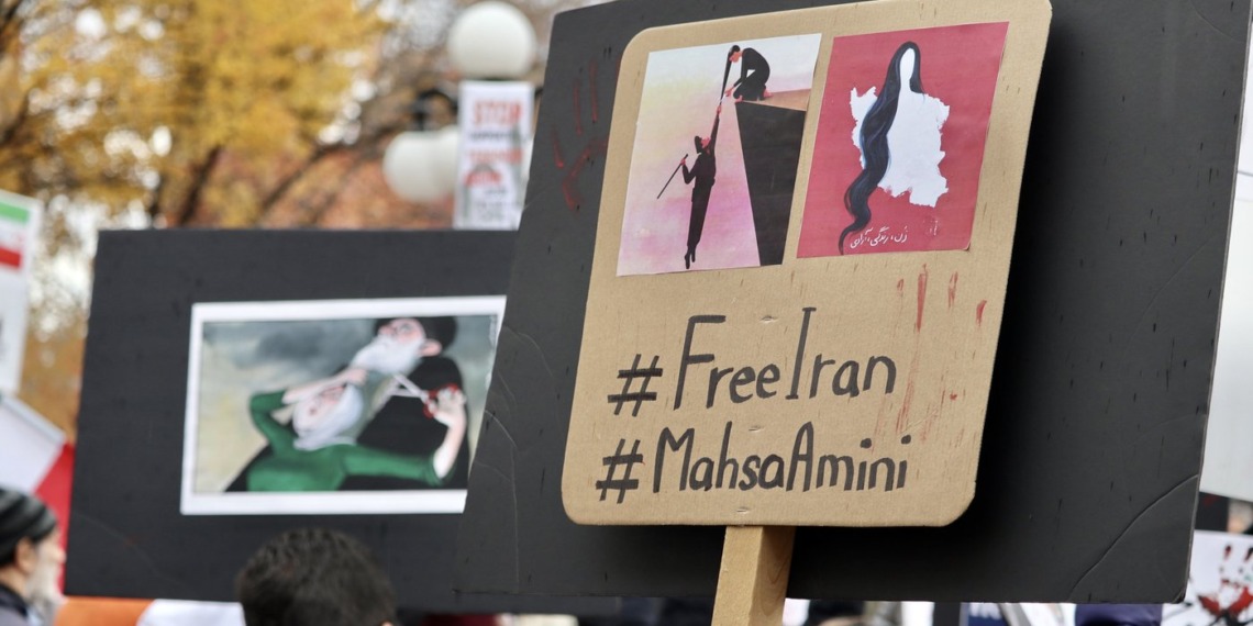 Women protests Iran