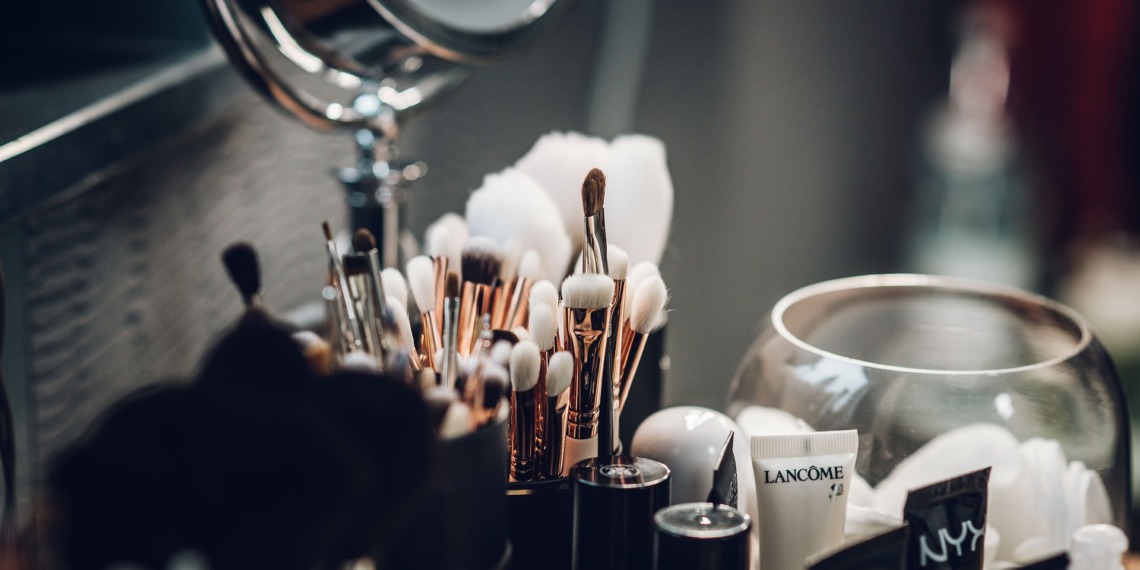 makeup brushes