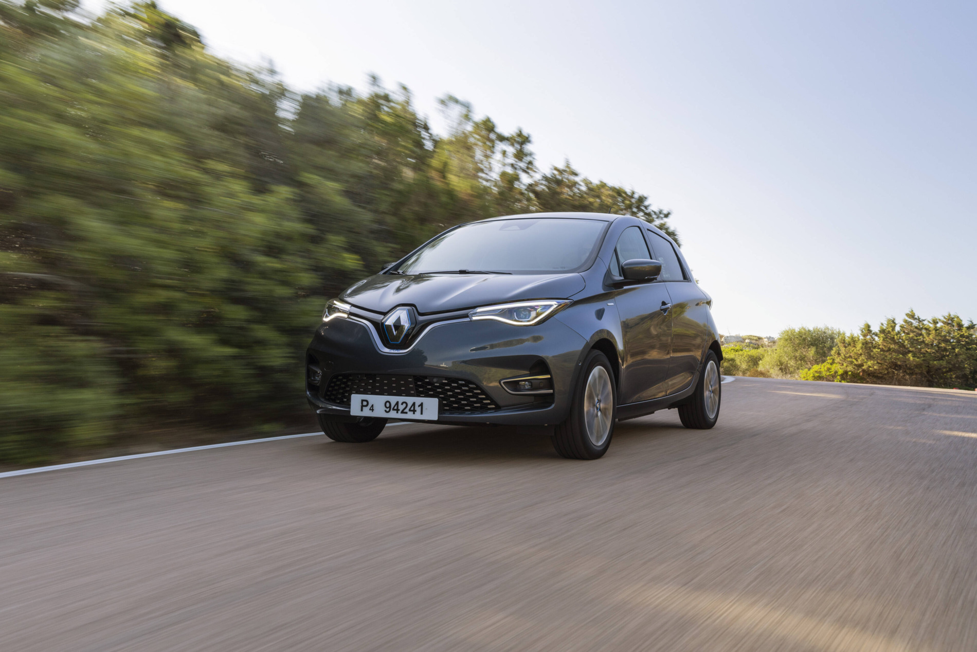The 5 Best Small Electric Cars of 2023 - Impakter