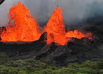 Kilauea Volcano Erupts Again