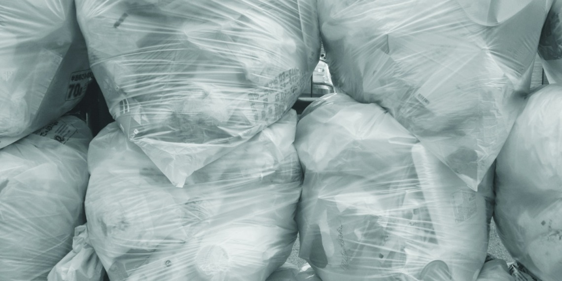 Plastic packaging