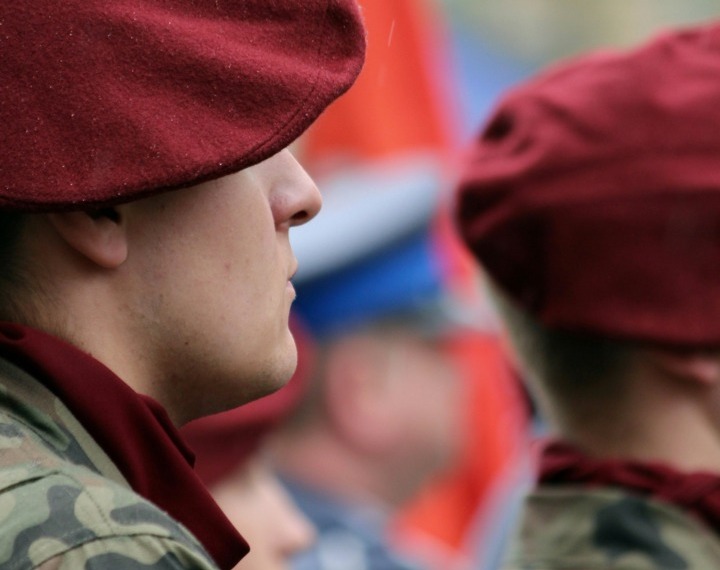 ESG news regarding Poland allocates EU funds to defense, Shell focuses on LNG, Fidelity invests in green real estate, FCA rethinks risk-taking