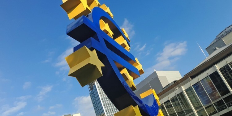 ESG news regarding eurozone growth stalls, Novo Nordisk ends Hims and Hers deal, Fiserv launches stablecoin, Octopus Energy to launch solar project for Ukraine