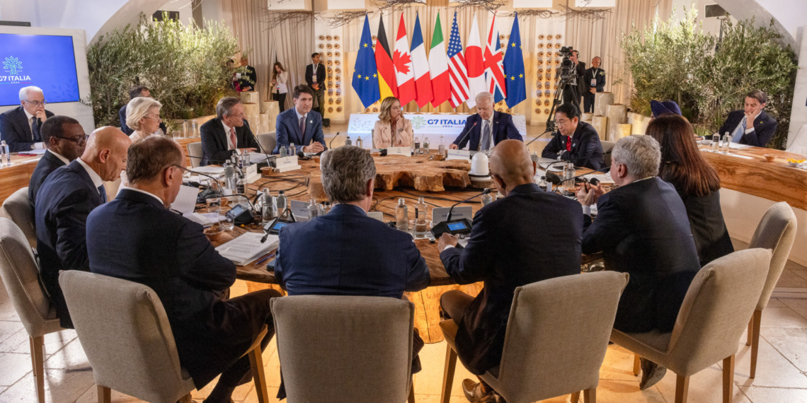 g7