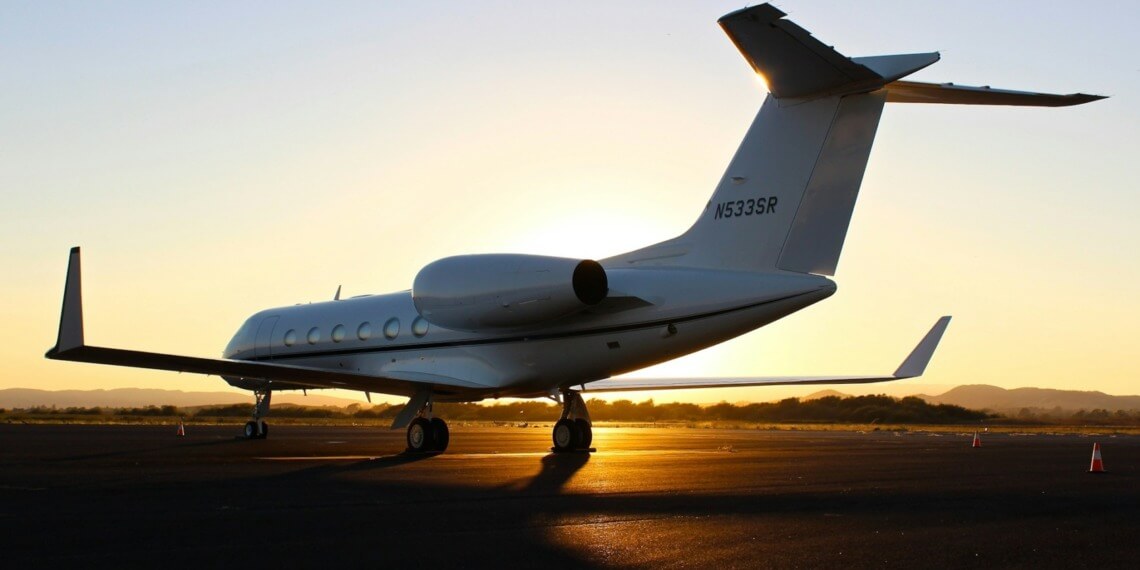 ESG news regarding Spain and France taxing private jets, the new US policy bill’s effects on renewables, Australia investing in household batteries, Apple facing antitrust lawsuit