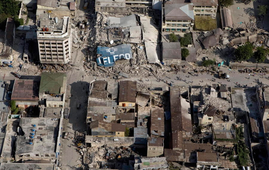 Earthquakes early warnings
