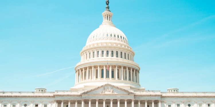 ESG news regarding the effect of the US government shutdown on climate programs, failed omnibus agreement, cryptocurrency mining coming to Brazil, and the EU’s steel quotas and tariffs