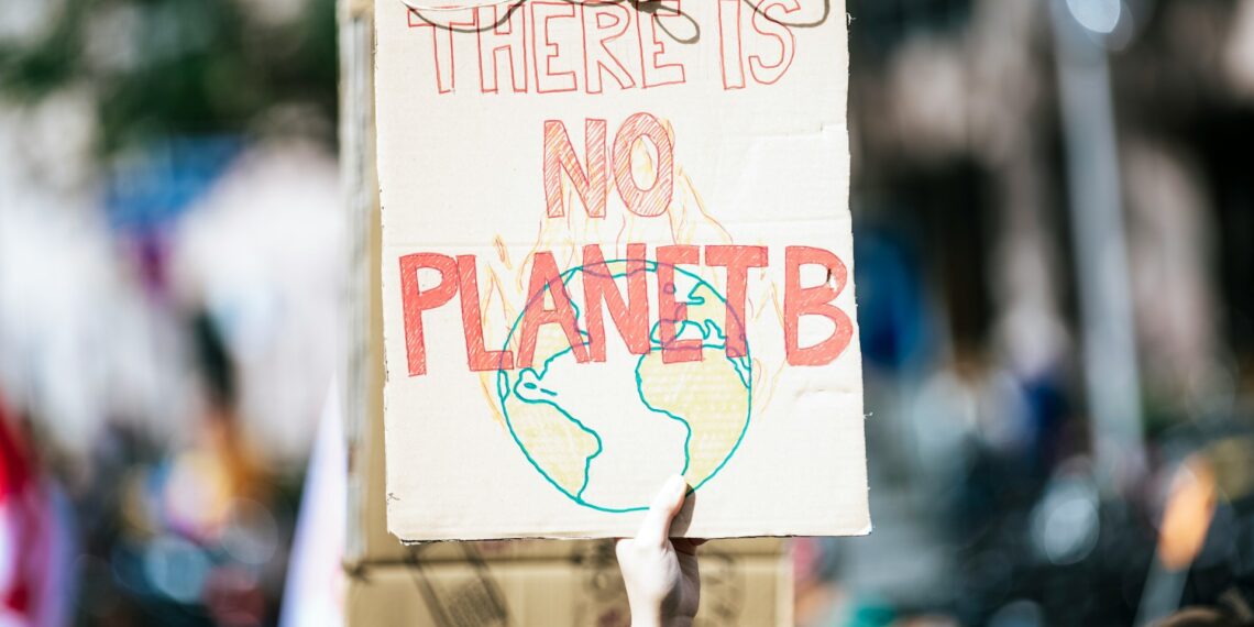 ESG news regarding Green Climate Fund approving over 3 billion in climate-related projects, division in the EU over 2040 climate targets, Huawei threatening legal action to become a passive member in EU solar lobby, and the effect of deforestation and climate change in Jamaica