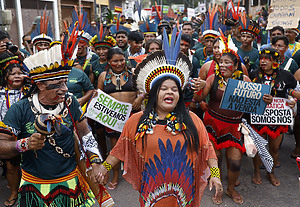 ESG News regarding COP30 Declaration on Information Integrity on Climate Change, Trump’s tariff volatility, EV boom in South America, and protests at COP30