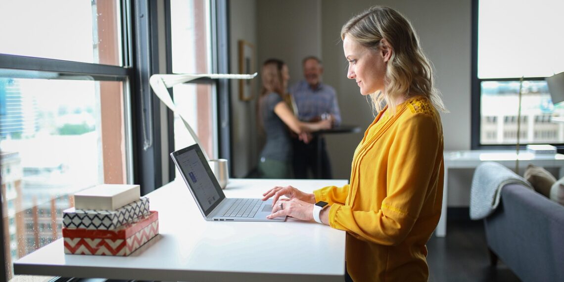 Innovation in Accounts Receivable - Photo credits: reallywellmadedesks