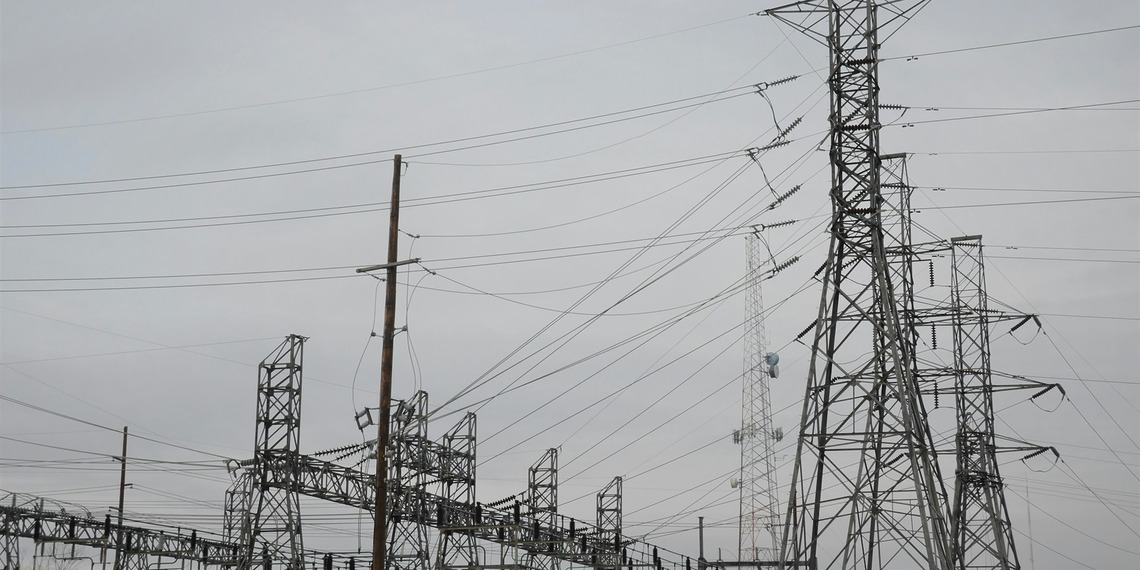ESG News regarding increased grid stress slowing growth, US demanding exemption from EU emissions law, Google invests in solar in Malaysia, China reduces fossil fuel output