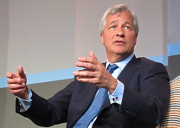 ESG News regarding Dimon warning that Trump’s attacks on Fed could raise inflation and rates, Venezuelan oil shipments to China setting to plunge under U.S. blockade, UK awarding offshore wind contracts to power 12m homes, 2025 being the third-hottest year on record as climate science faces political pushback