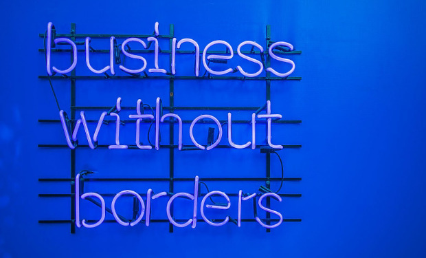 Business without borders, a neon sign