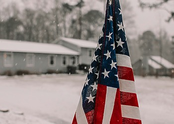 ESG News regarding a powerful snowstorm leaving more than 400,000 U.S. customers without power, the Doomsday Clock being set to 85 seconds to midnight, Kazakhstan losing more than 40 million barrels of crude exports, and many Europeans brands labelling their plastic as recycled when it comes from fossil fuels.