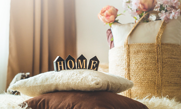 High Quality Throw Pillow for a Luxurious Home