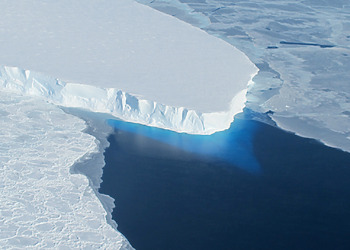 Underwater Wall to Protect the ‘Doomsday Glacier’: Necessary Intervention or Costly Distraction?