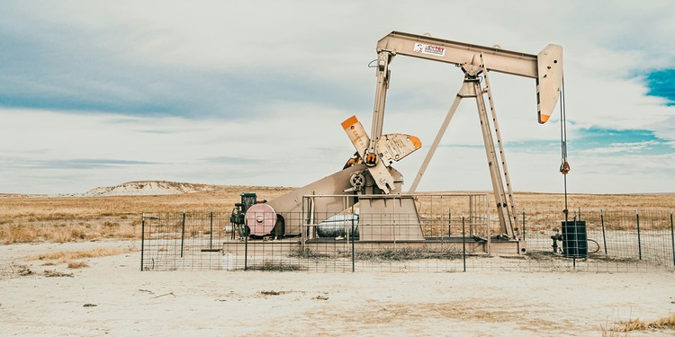 Oil prices soar as Middle East conflict disrupts key export hubs