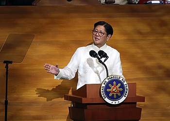 ESG news regarding Philippines turning to sanctioned oil and Russian crude amid energy emergency, California considering phase-in options for scope 3 GHG reporting, Iran war driving up oil prices and benefiting China's coal-to-chemicals sector, and Indian startup Pranos Fusion raising $6.8m to advance fusion energy.