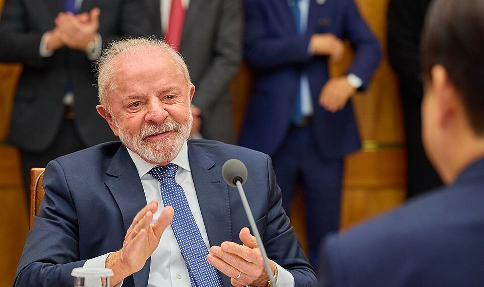 ESG News covering Brazil’s $50B sustainable investment plan, China’s climate-focused Five-Year Plan, EPA greenhouse gas reporting delay, and Italy’s challenge to EU carbon pricing