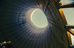 ESG news regarding Japan’s expansion of e-waste recycling, rising investment in Chinese renewables amid an oil shock, a U.S. policy shift towards fossil fuels, and EU scrutiny over France’s nuclear energy funding.