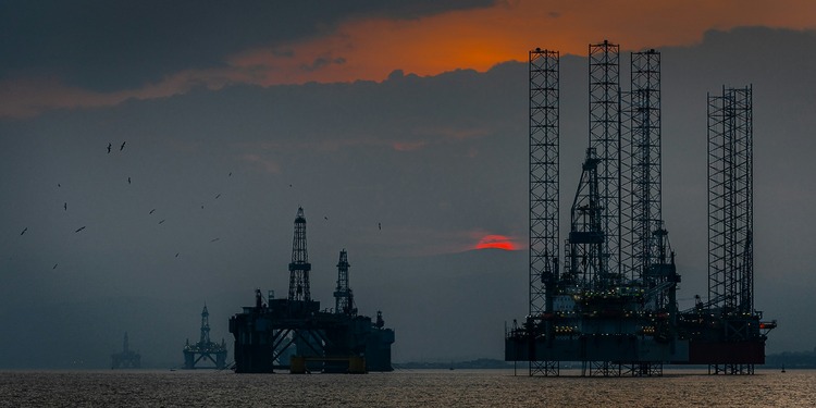 ESG news regarding North Sea drilling falling short as a solution for UK energy security, $635 billion AI boom being at risk as rising energy costs threaten tech investment, submersible hydroelectric devices tapping Great Lakes rivers for clean, reliable energy, and EU rejecting France’s request to pause carbon border tax on fertilisers.