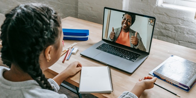 Personalised learning: a girl learning through dedicated video call