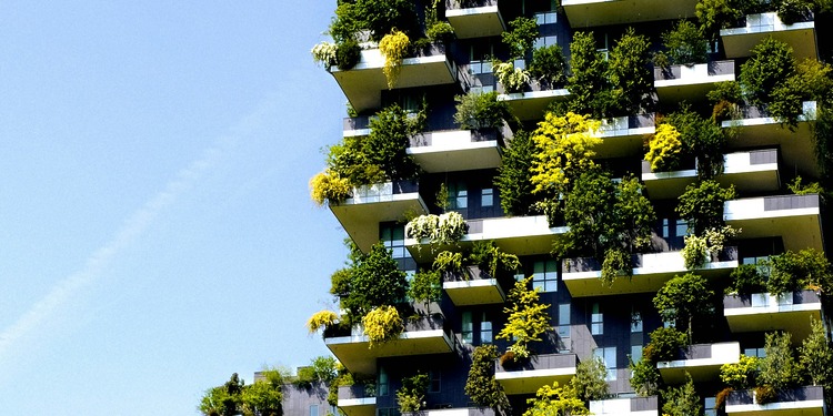 ESG news regarding the EU CSRD changing sustainability reporting, big court win for BHP on Brazil dam collapse, Trump administration suing California over sustainability regulations, and new clean heat program by AstraZeneca.