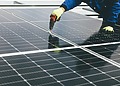 ESG news regarding Suniva’s $350 million solar manufacturing expansion in South Carolina, rising US demand for domestically produced clean energy components, and policy-driven shifts supporting local supply chains in the solar industry.