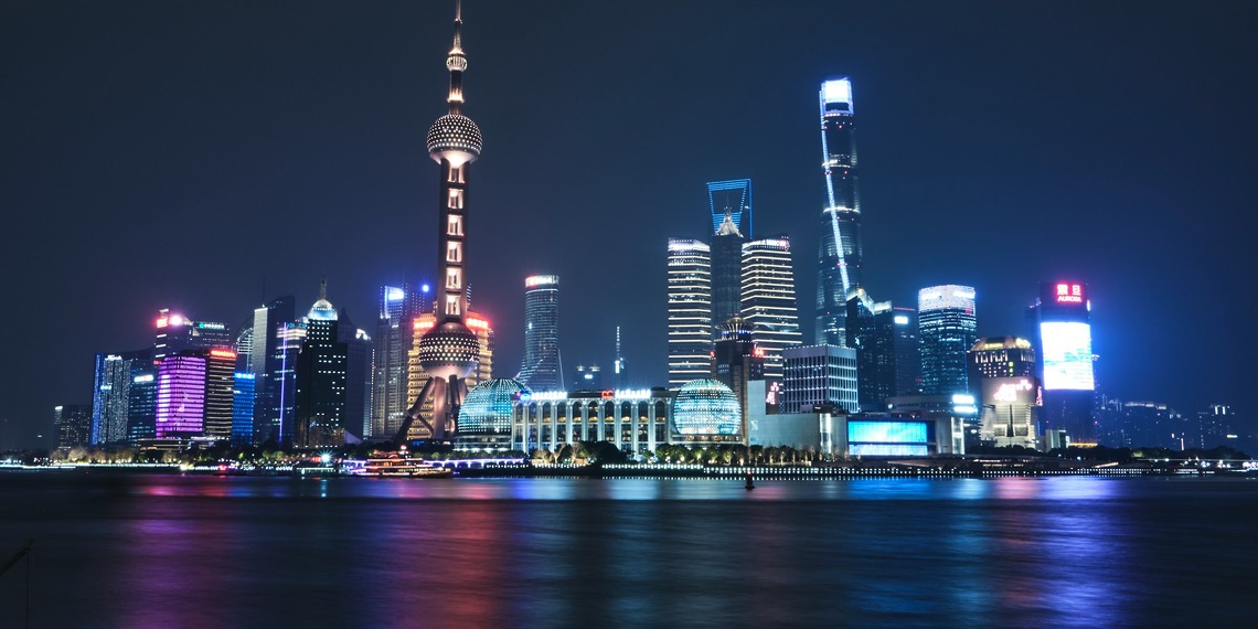 ESG news regarding China and India expanding green hydrogen production with state support, UK easing EV charging rules to boost home electrification and cut energy costs, Queensland funding renewable diesel project to strengthen fuel security, and Welsh farmers suing energy developer over pylon route and biosecurity allegations.