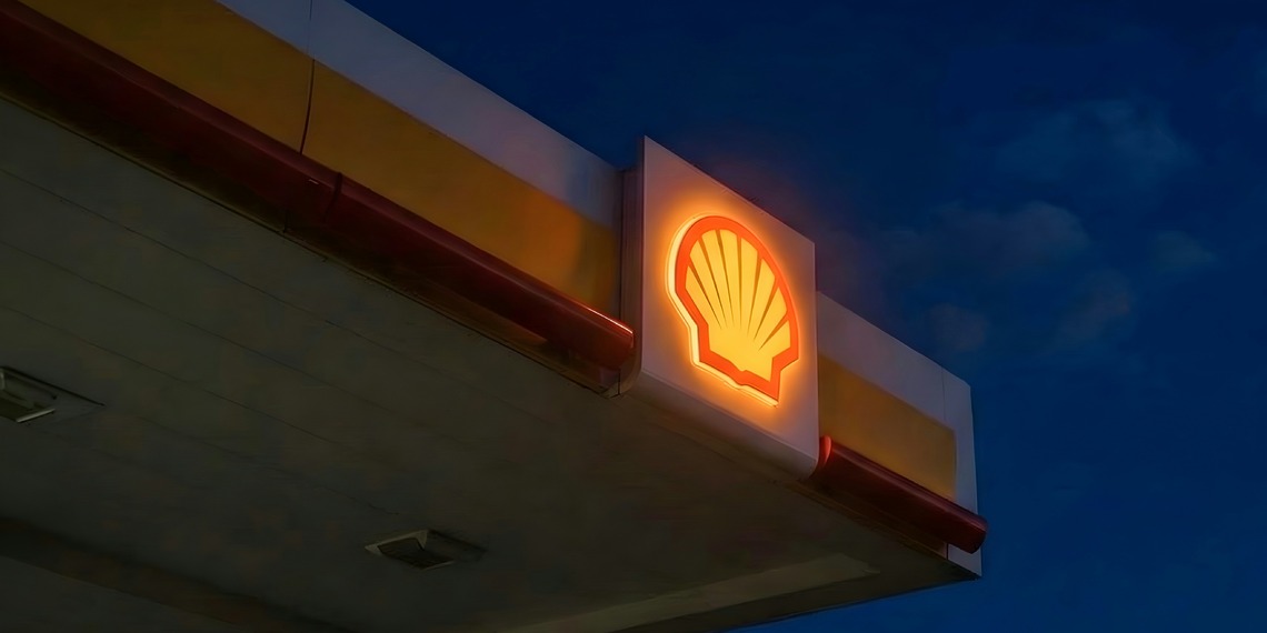 Shell bets big on Venezuelan offshore gas to revive Atlantic LNG