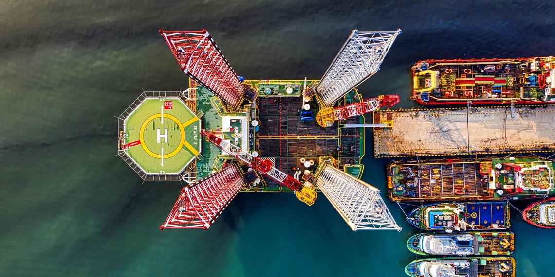 Offshore oil rig