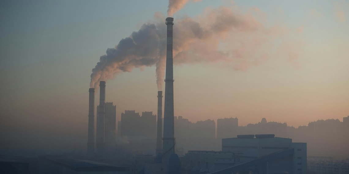 ESG news regarding Asia’s shift back to coal amid energy shortages, Gulf oil industry granting ESA exemption amid energy supply concerns, China reselling LNG to Asia as regional supply tightens and prices rise, and Amazon and DOE partnering to recover critical materials from waste streams.
