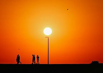 ESG news regarding UN climate chief’s warning about Europe’s heatwave, countries pushing back on the EU’s climate plan, Spain allocating €9 billion for climate social plan, and the DRC facing Ebola and war