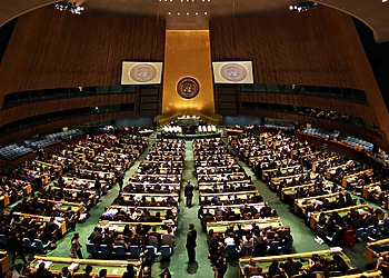 ESG news regarding UN General Assembly backing historic climate action resolution, Italy’s slow green energy transition leaving consumers exposed to high power costs, UK reforming planning rules to fast-track 2030 zero-carbon power goal, and Australia fast-tracking biofuel mandates and funding to secure energy independence.