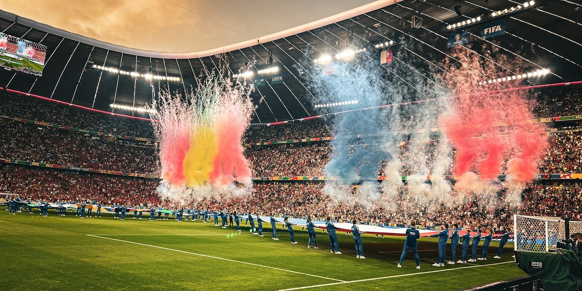 ESG news regarding climate concerns ahead of the 2026 FIFA World Cup, Canada’s proposed industrial carbon pricing agreement with Alberta, U.S. approval of year-round E15 gasoline sales, and Egypt’s new financing deal to support food and energy security.