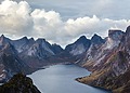 ESG news regarding Norway’s fish farming and its growing nutrient pollution problem, EU planning expanded free emissions permits to ease industry costs, methane emissions staying near record highs despite available solutions, and Chile landfill leading global methane emissions from human-made sites.