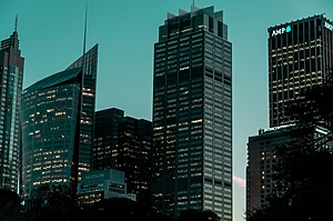 ESG news regarding Europe’s surging winter power price premiums, the release of Ferrari’s first fully electric vehicle, Australia’s complex corporate regulatory framework and Lufthansa’s expanded climate portfolio