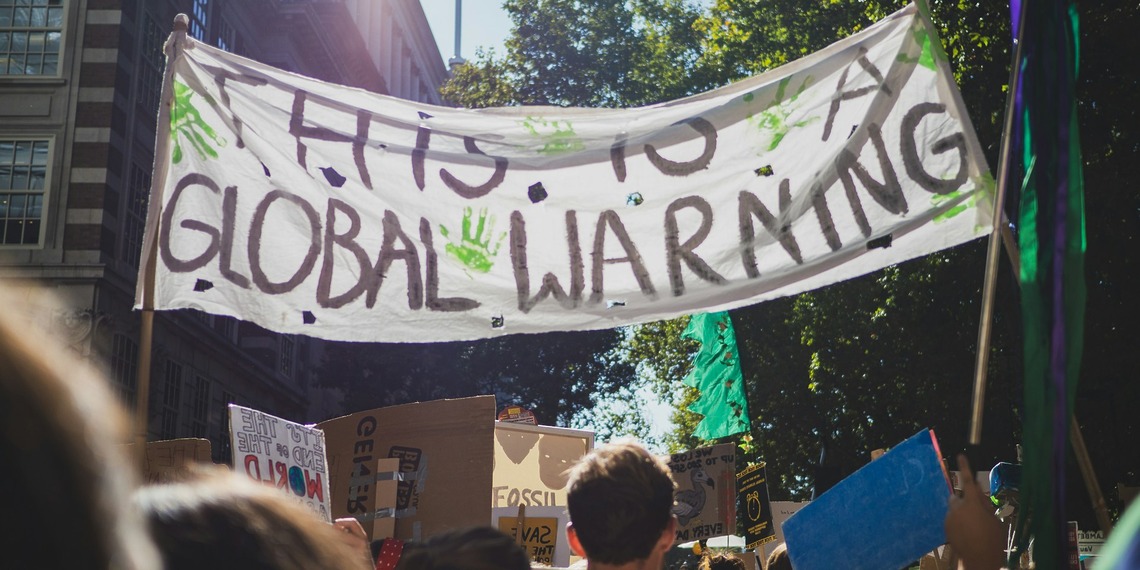 ESG news regarding extreme heat cancelling an extreme heat Climate Week panel in London, Europe’s Green Party calling on EU leaders to strengthen climate protections, the EIB’s €70 million green transport loan, and DHL’s move to wind-powered shipping vessels