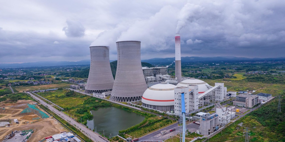 ESG news regarding China’s green bond sales, Iran war raising costs for European factories, Anthropic silently preparing an IPO, and new clean aluminium projects in Canada.