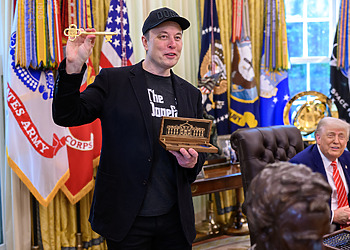 President Donald Trump participates in a press conference with departing DOGE adviser Elon Musk