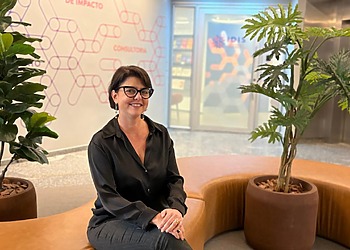 Portrait of Paula Fabiani by Alexandre Gonçalves Jr.