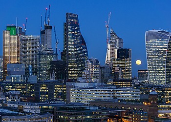 Supermoon over the City of London viewed from Tate Modern.
