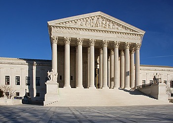 A shot of the US Supreme Court main building